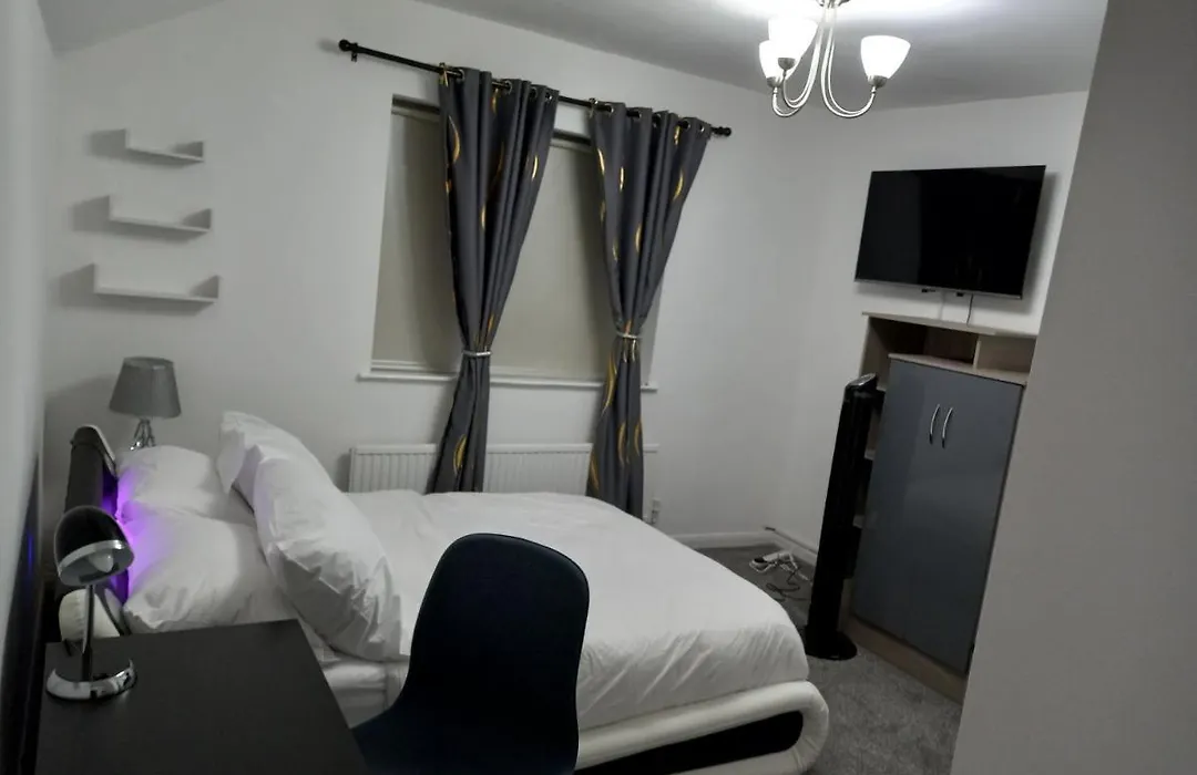 Cozzy Accommodation-1