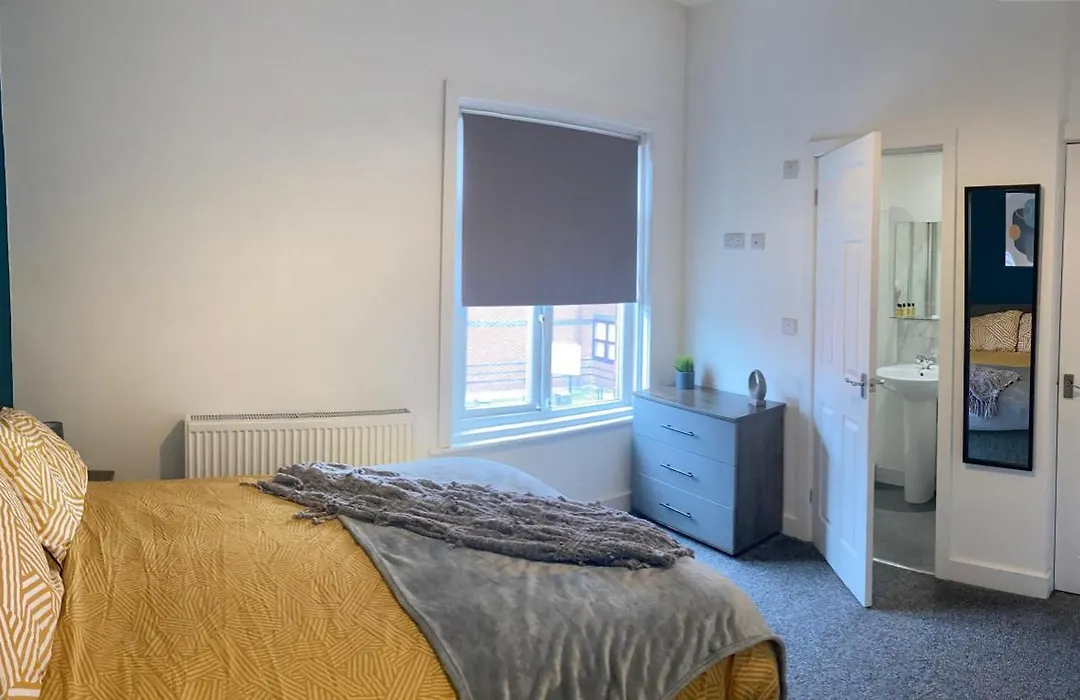 Averill Street Guest House-1