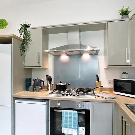 Averill Street Guest House-2