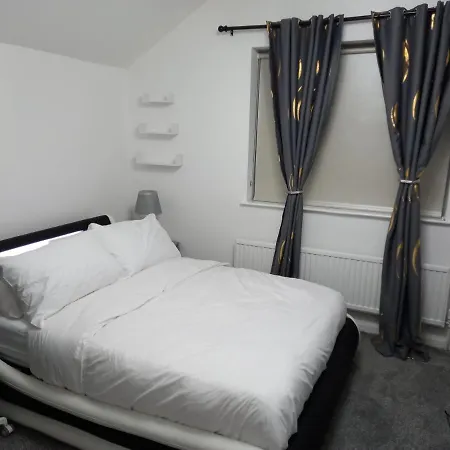 Cozzy Accommodation-2