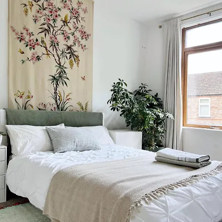 Beautiful Private Room In Levenshulme-2