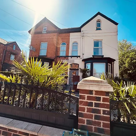 Hendham House - Near Etihad Stadium, Coop Live Arena, Ao Arena, Piccadilly Train Station & Manchester City Centre-2